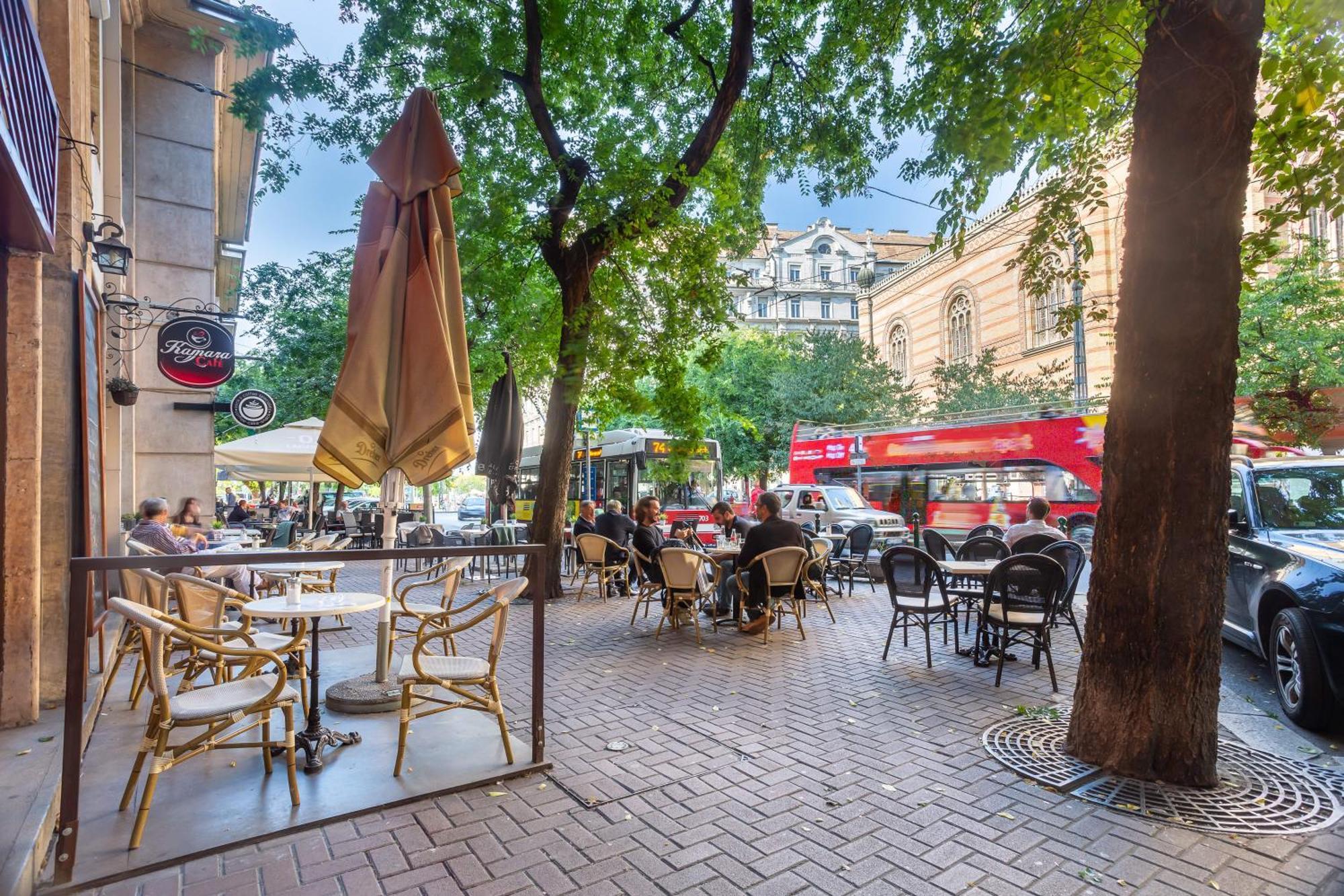 Ultra Central Luxury Budapest Kültér fotó