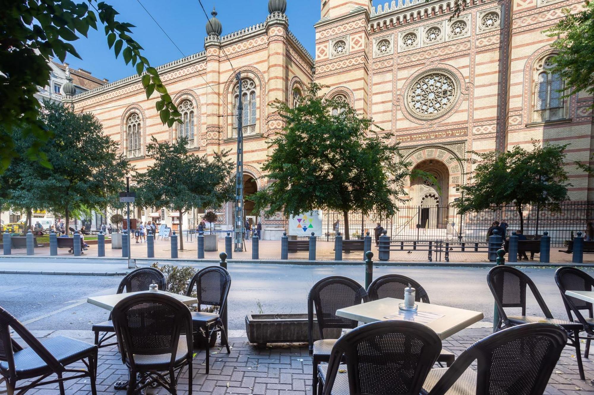 Ultra Central Luxury Budapest Kültér fotó