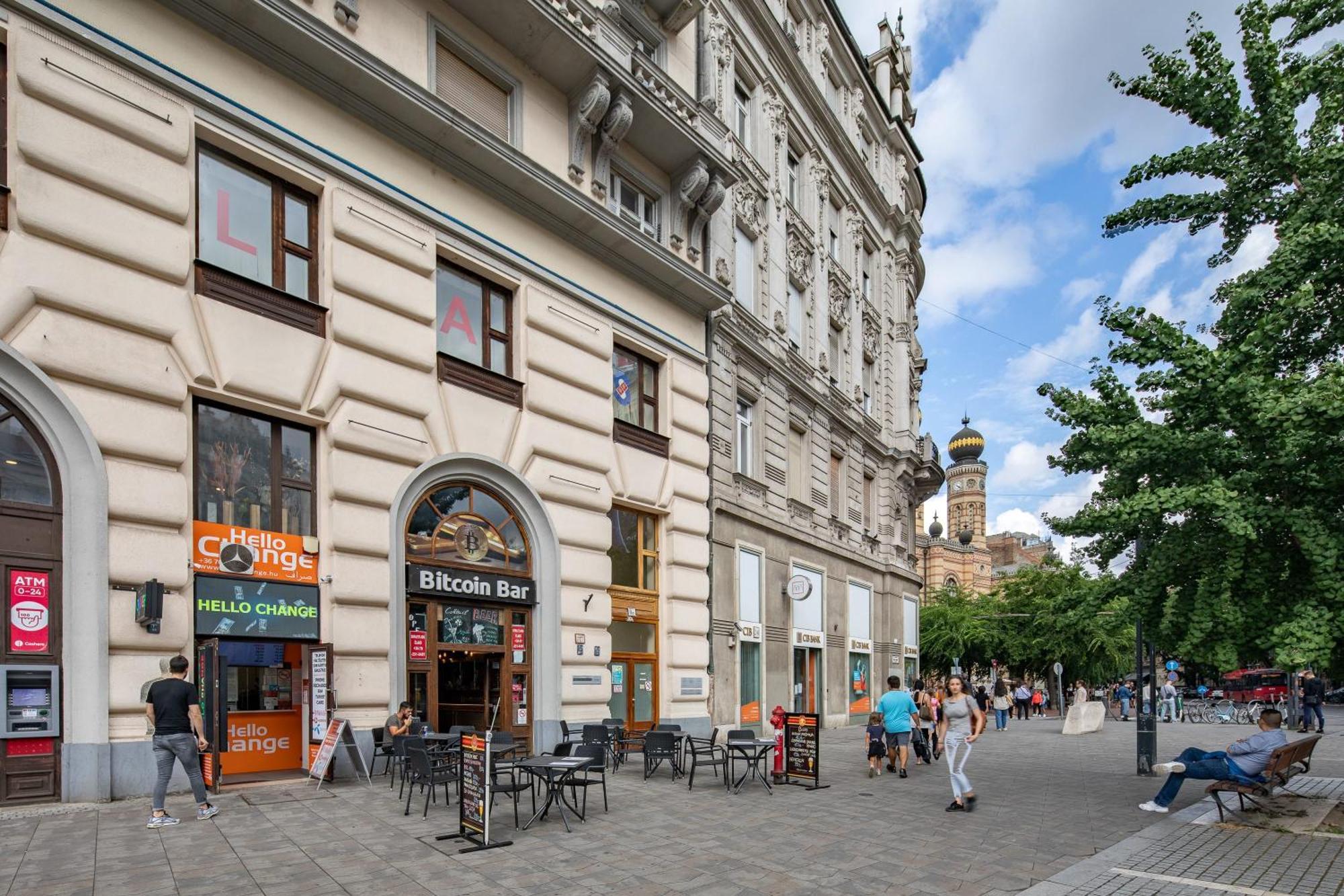 Ultra Central Luxury Budapest Kültér fotó